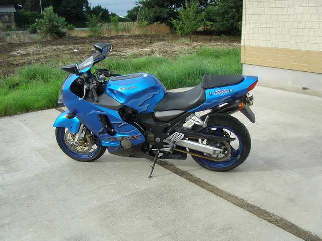 Купить мотоцикл Kawasaki ZX-12R 2001 фото 10